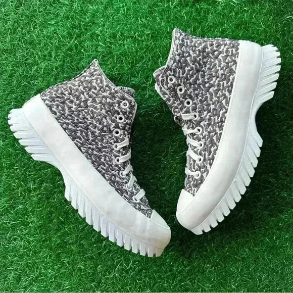 ✨New✨Converse Chuck Taylor All Star Lugged 2.0 Hi Sand Dune - Picture 5 of 8